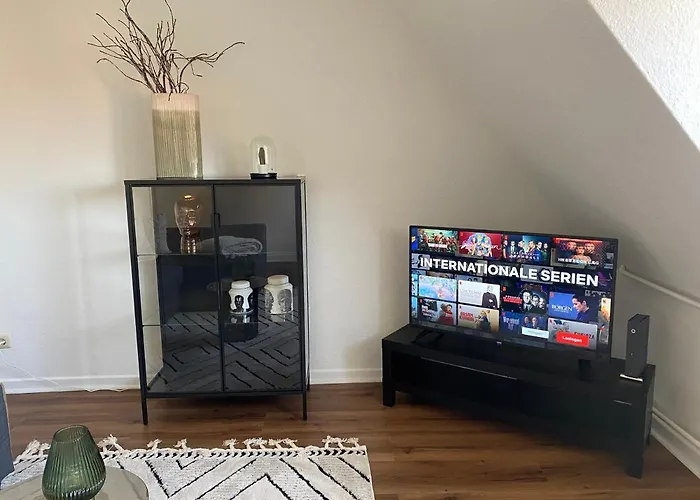 1 - Modernes Dachgeschoss-studio In Meiderich, 4,7 Km Hbf, U-bahn 250m, Flughafen Duesseldorf 28 Km, Landschaftspark 2,9 Km דיסבורג